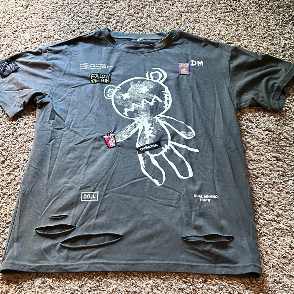Grey grunge tshirt